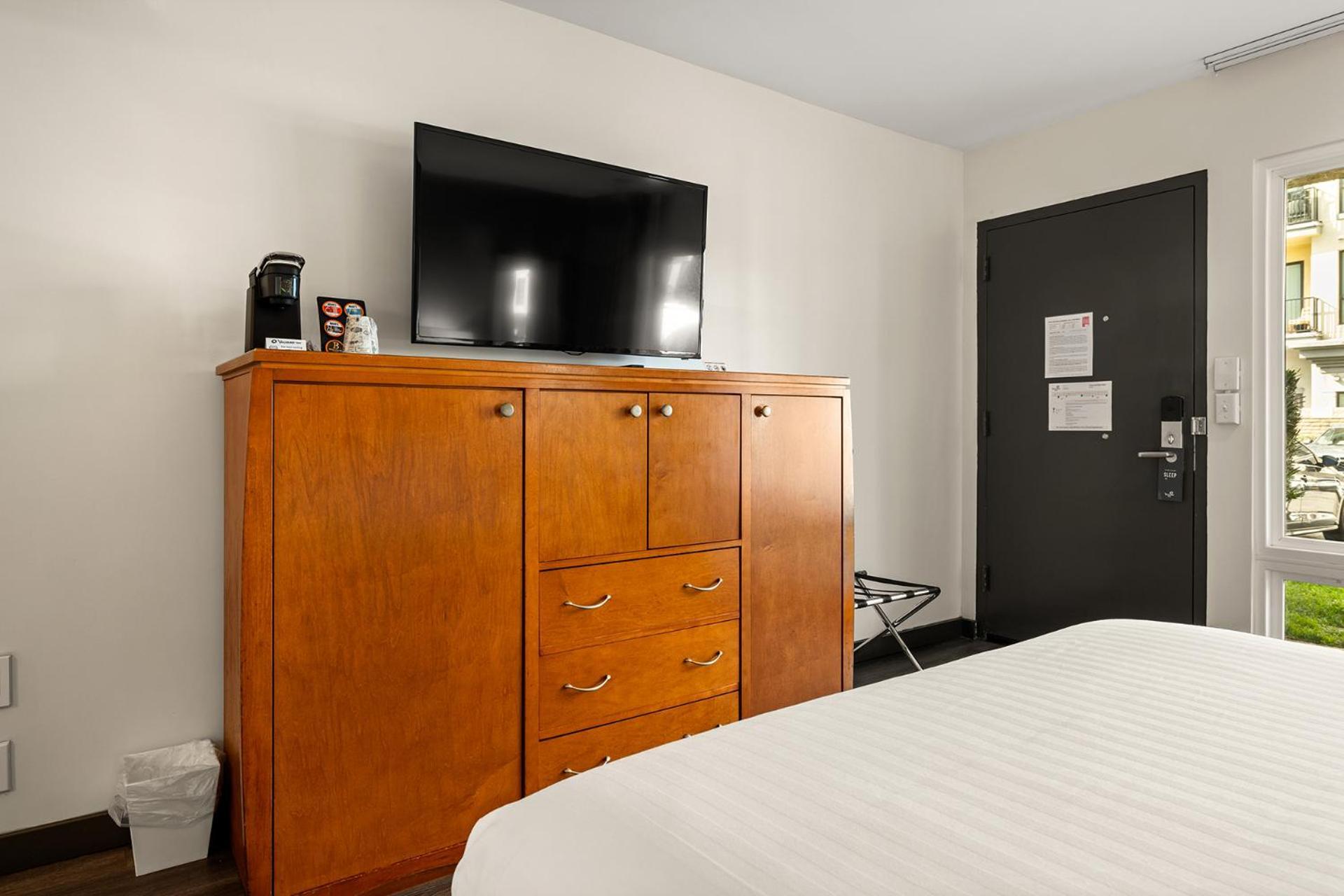 Vagabond Hotel 2*