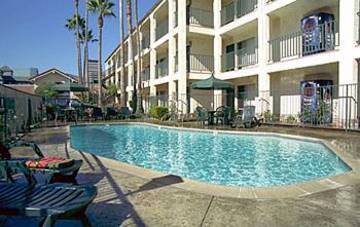 Vagabond Hotel 2*